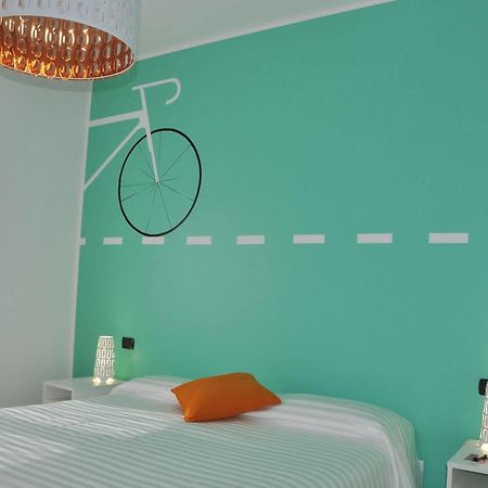 Lo Scoiattolo Piedmont Bike Hotel Pralormo Exterior foto